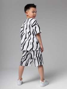 Футболка, белый (черный)