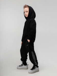 Костюм, черный