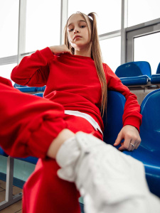 Костюм, красный