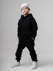 Костюм, черный