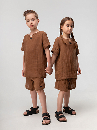 Костюм, коричневый